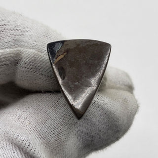 2890924 - Freeform - Triangle (Grade: A / A2)
