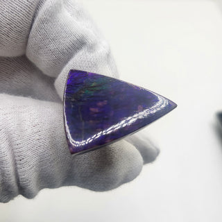 3210924 - Freeform - Triangle (Grade: A+ / A3)