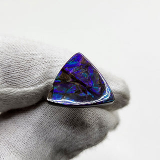 3861124 - Freeform - Triangle (Grade: A- / A1)