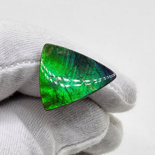 4670325 - Freeform - Triangle (Grade: A+ / A3)